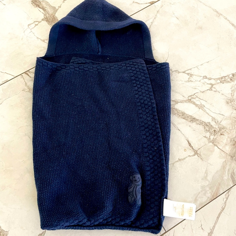 Gucci wool blanket for a baby I perfect condition 100% Italian wool.